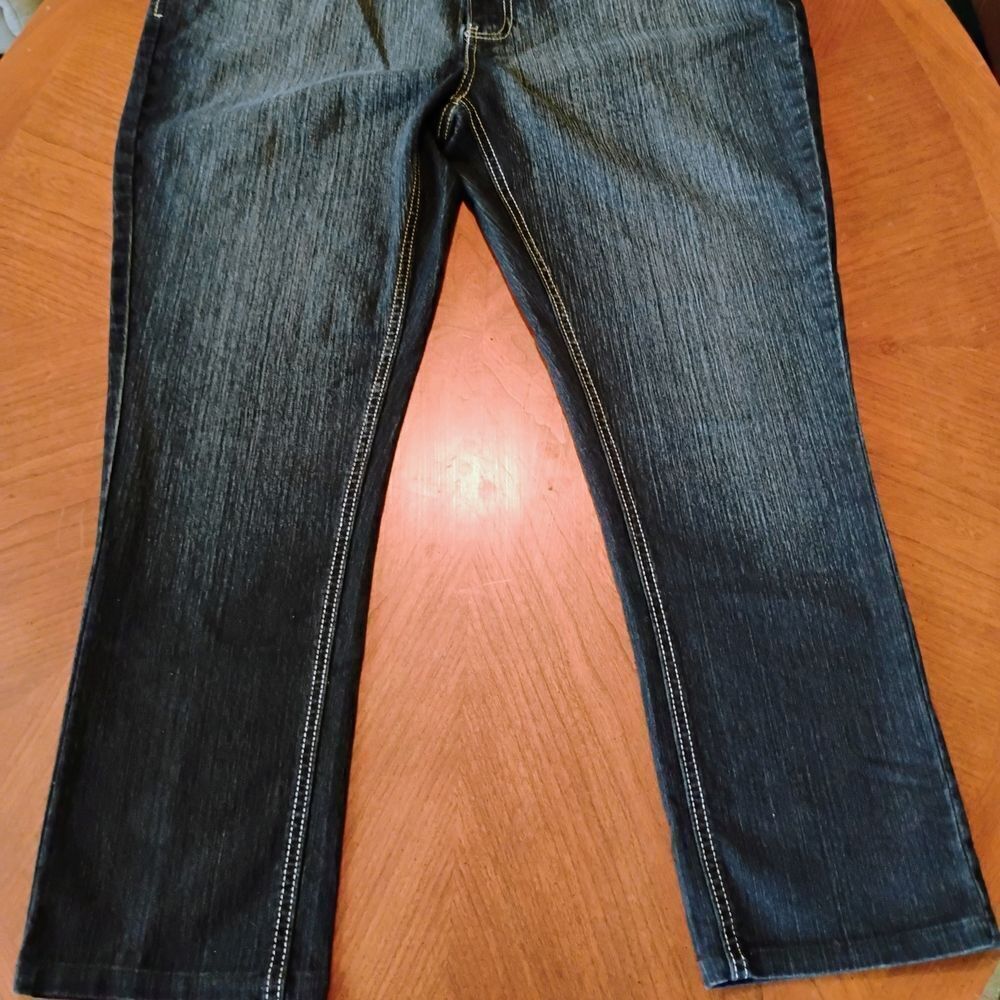 (0914) Women's Blue Boot Cut Jeans with Classic Style Size: 16